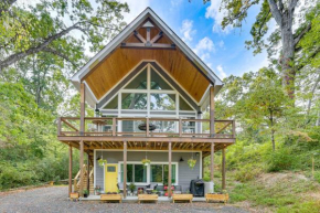 6 Mi to Downtown Apt with Fire Pit in Chattanooga!